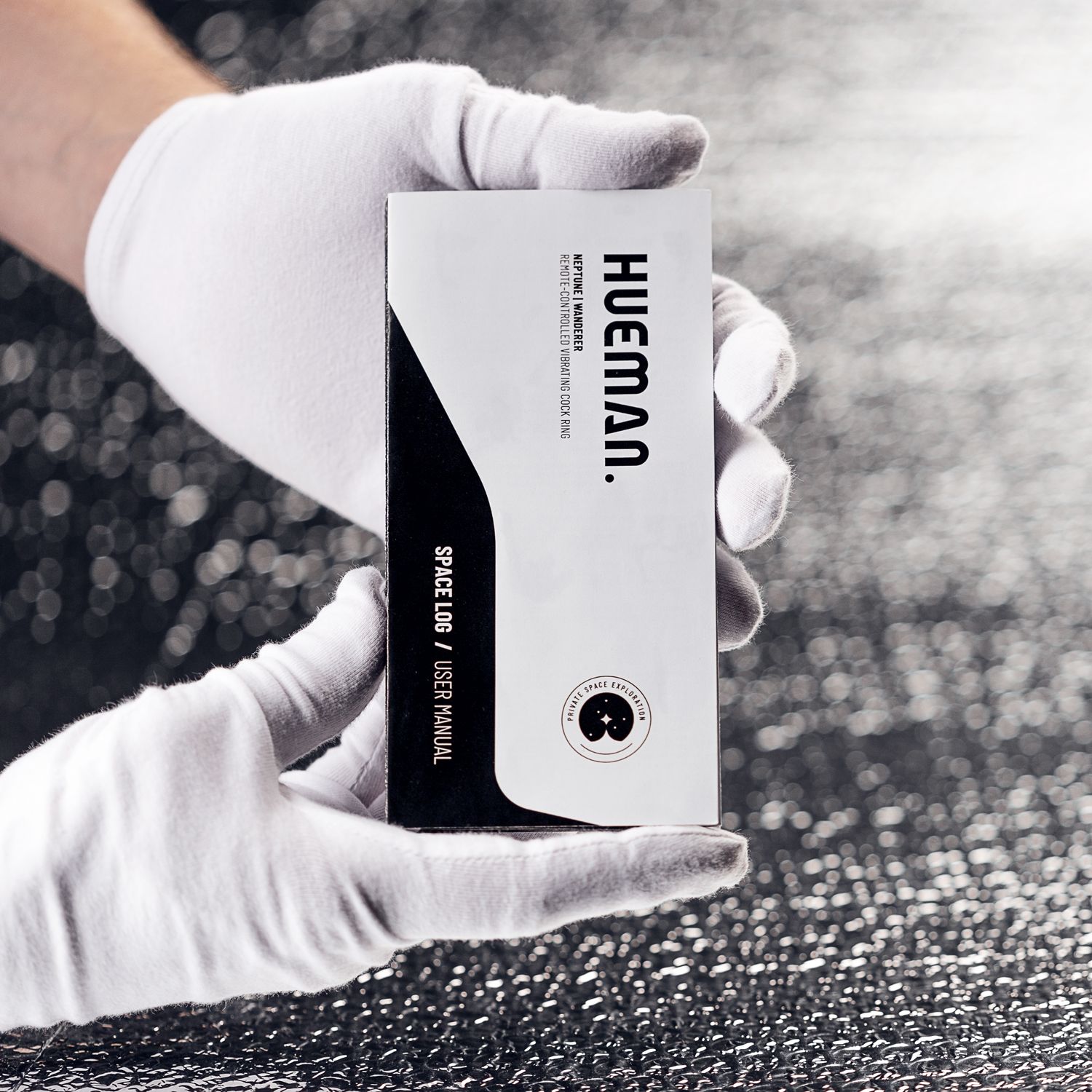 Hueman - Black Hole Anal Vibrator With Cockring