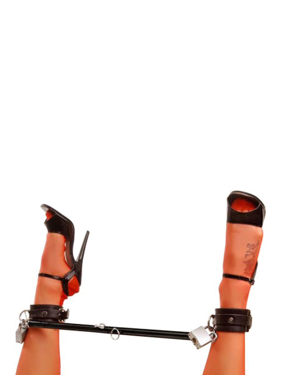 Black Steel Adjustable Spreader Bar